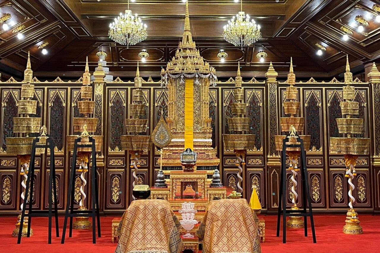 ฝันเห็นโกศ 2023